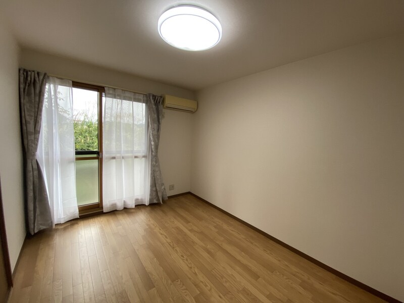 メゾン・ドールやかたB棟の物件内観写真