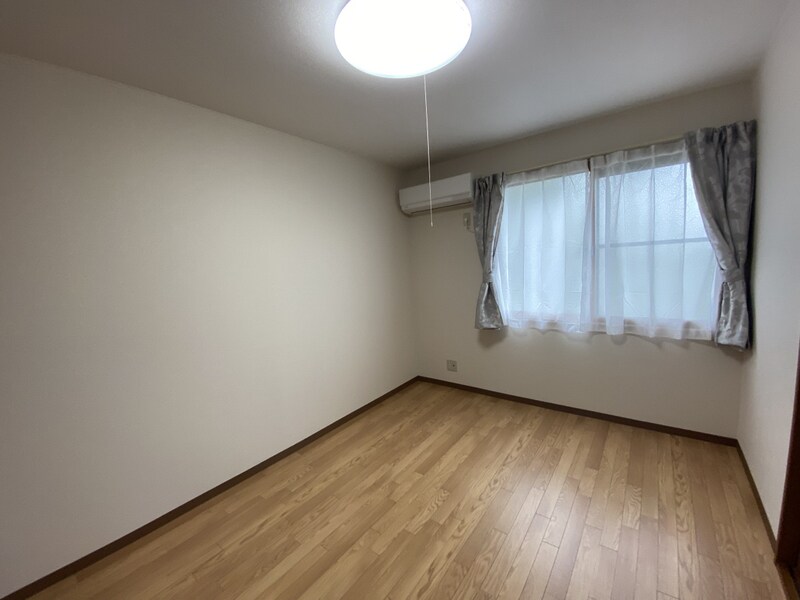 メゾン・ドールやかたB棟の物件内観写真