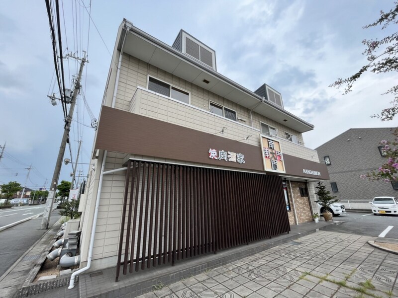 プラザ亀山の物件外観写真