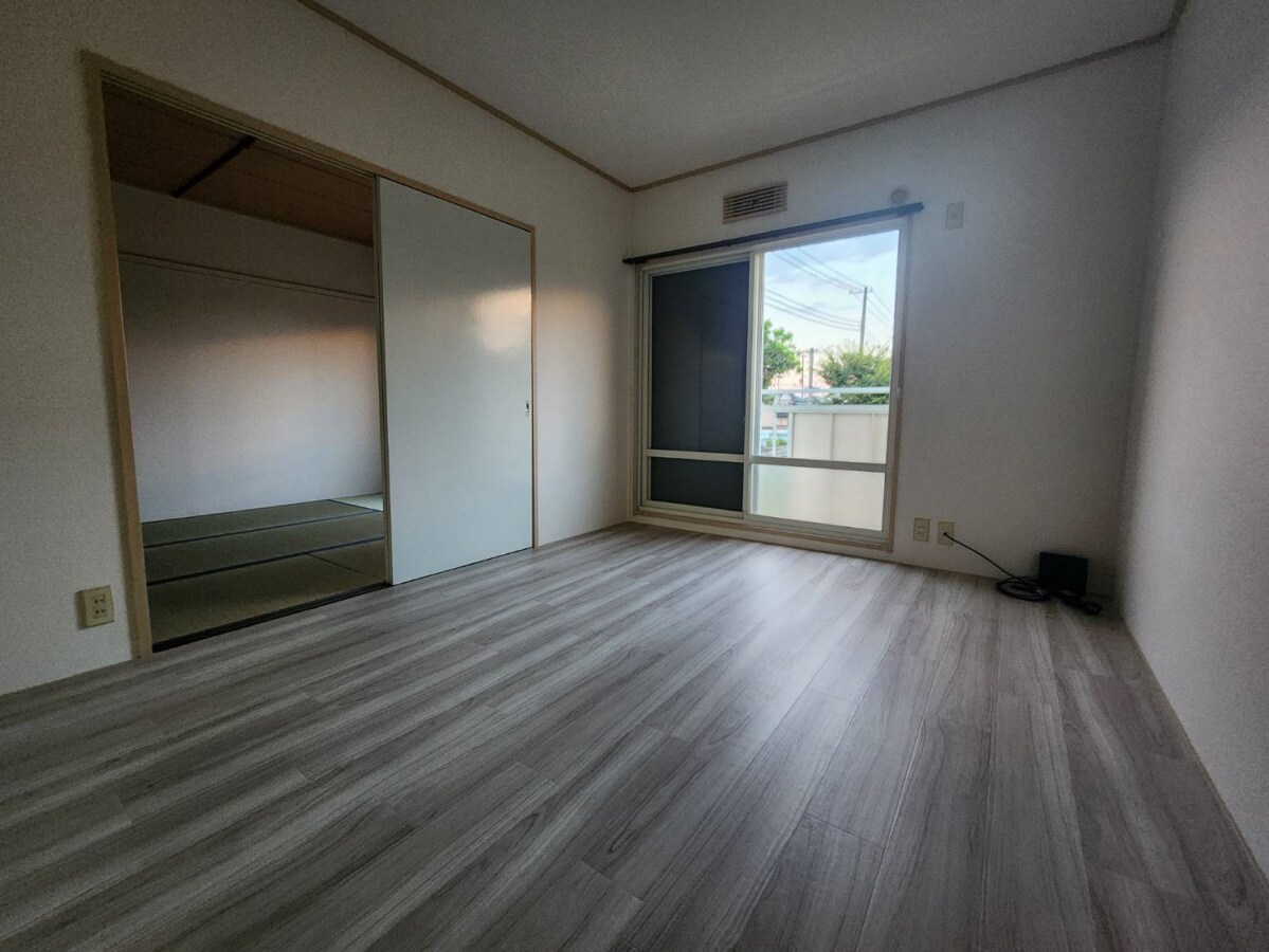 サンシティー北新在家　B棟の物件内観写真