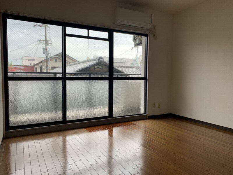 ジュネス伊伝居Ⅱの物件内観写真