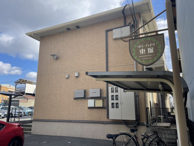 リバーハイツ東堀の物件外観写真