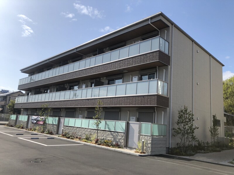 オカバ姫路青山シャーメゾンA棟の物件外観写真