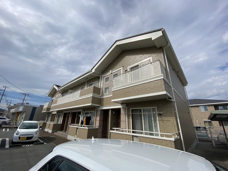 サニーレジデンスの物件外観写真