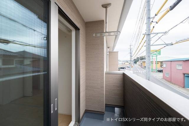 メゾン・カルムBの物件内観写真