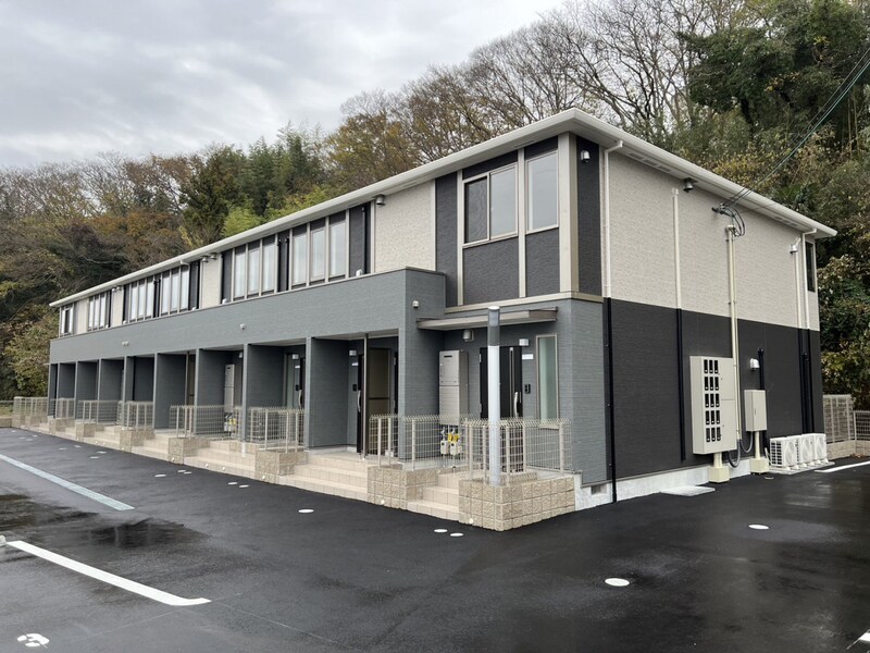 アヴェルラの物件外観写真