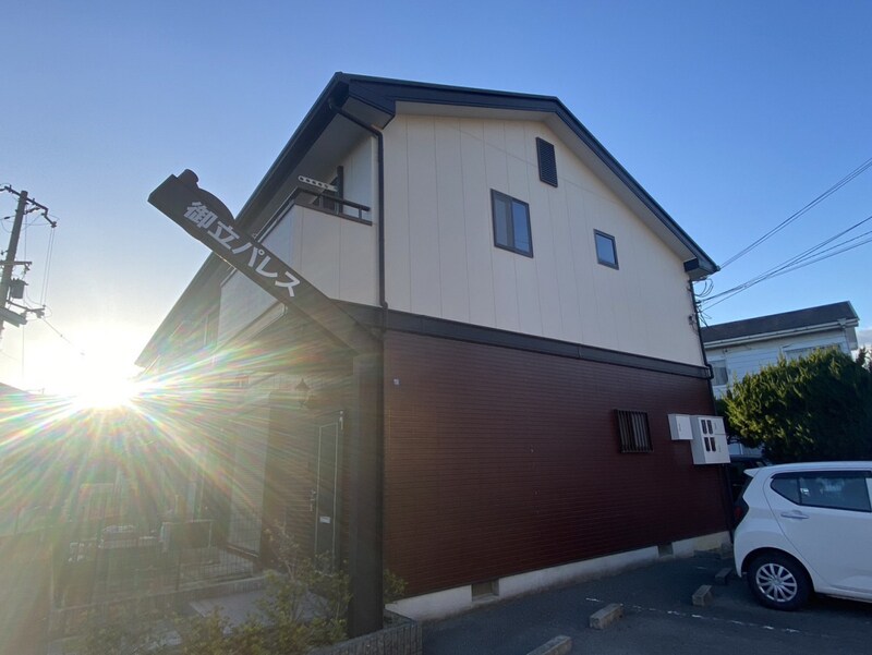 御立パレスの物件外観写真