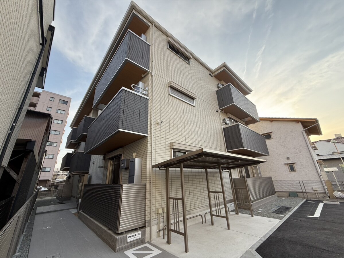 ルグラン龍野の物件外観写真