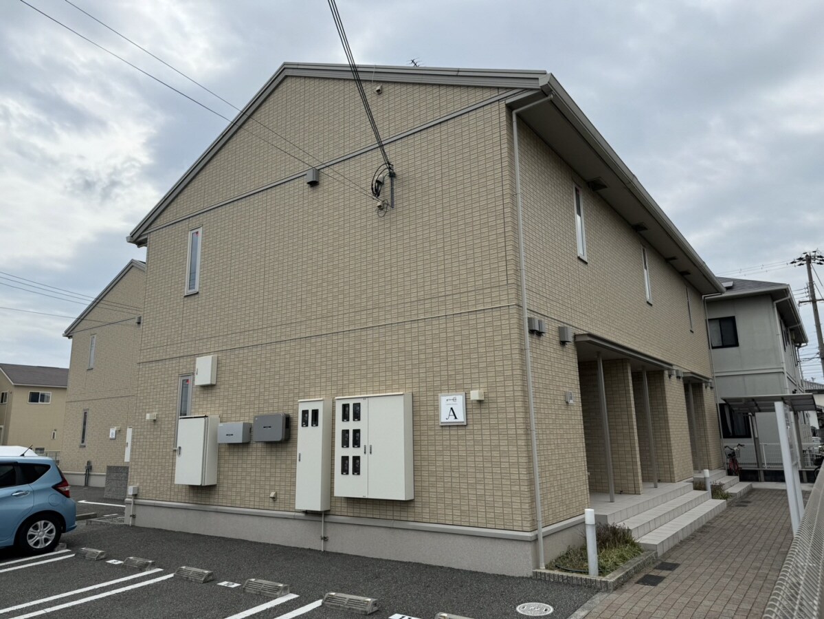 セジュール狭間　A棟の物件外観写真