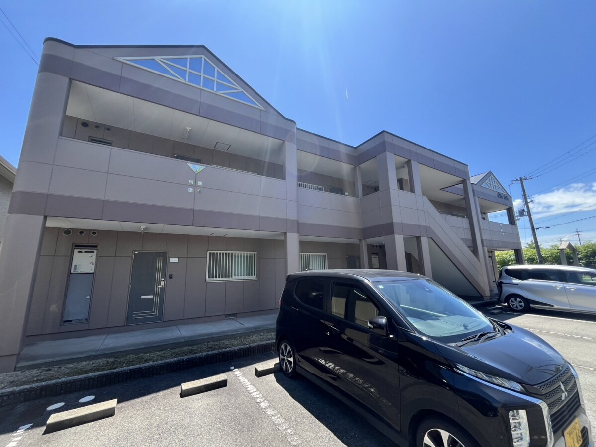 ミィーティアの物件外観写真