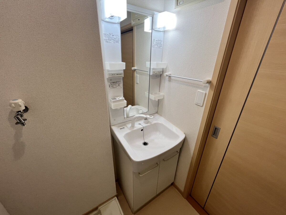 アウローラ市川の物件内観写真