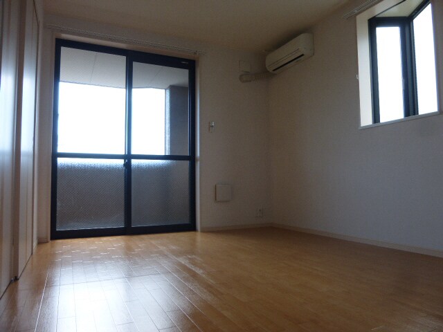 フローラの物件内観写真