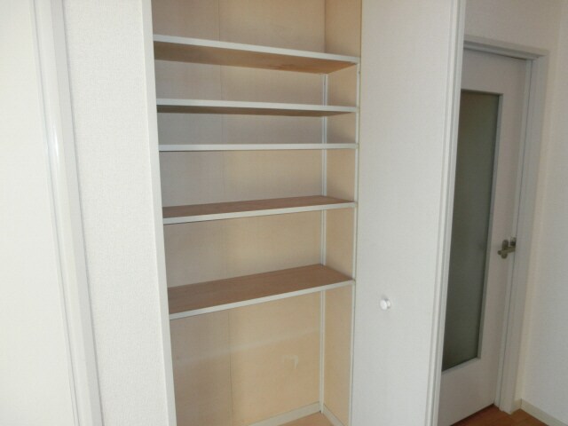 モンラヴィ青山の物件内観写真