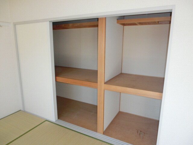 モンラヴィ青山の物件内観写真