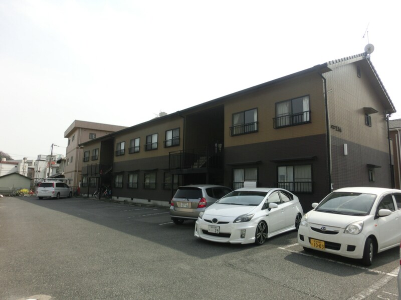 メゾンエルムの物件外観写真