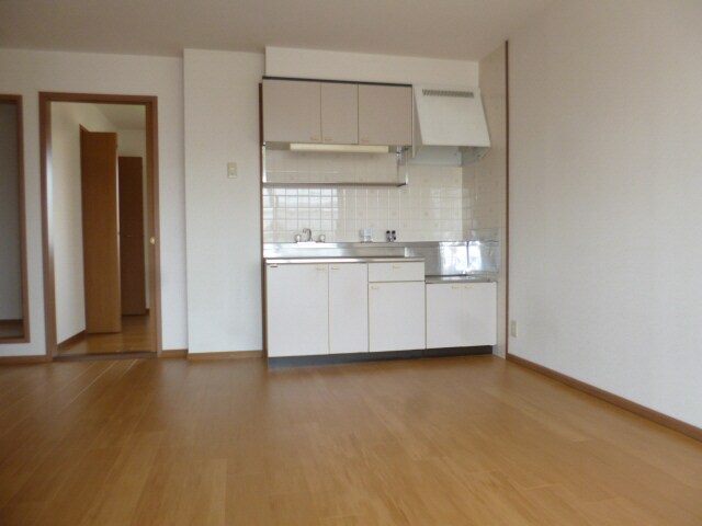 亀山駅 徒歩11分 2階の物件内観写真