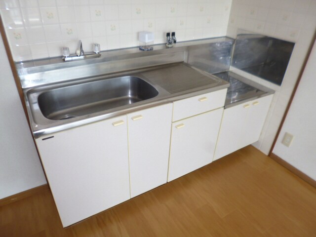 亀山駅 徒歩11分 2階の物件内観写真