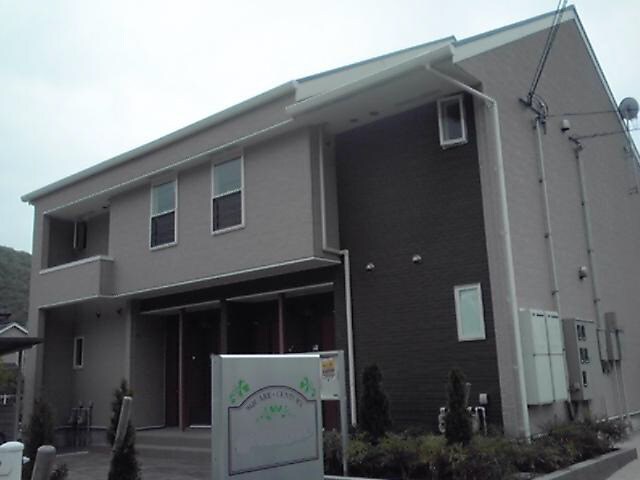 スクエア・センチュリーの物件外観写真