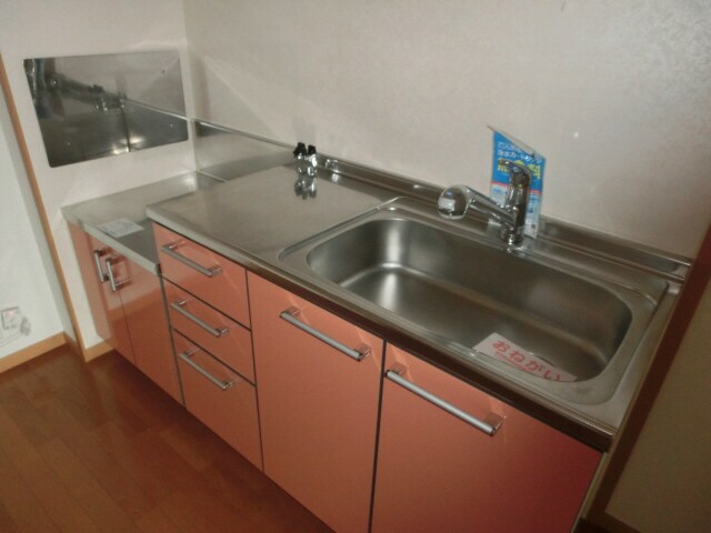 ヴィラ・ポポラーレⅠの物件内観写真