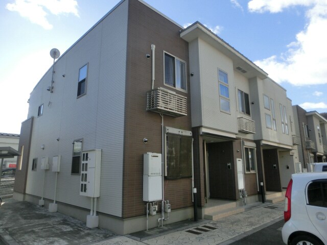 カルム　メゾンⅠの物件外観写真