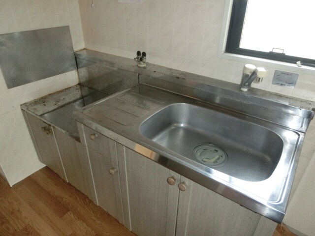 エクセレントパレスA棟の物件内観写真