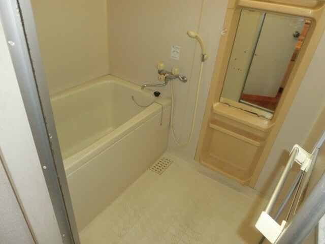 エクセレントパレスA棟の物件内観写真