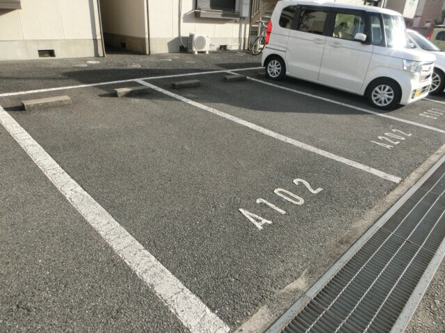 エクセレントパレスA棟の物件外観写真