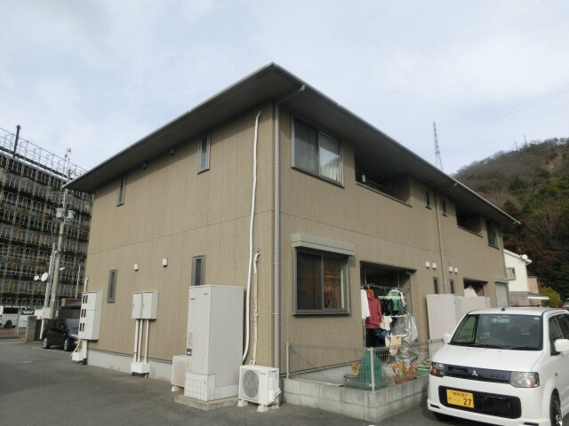 ルシエール本城の物件外観写真