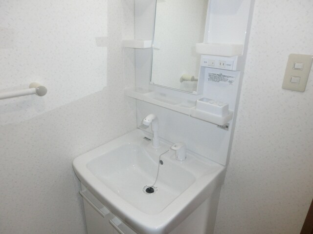 ウィンディーヒルズＢ棟の物件内観写真