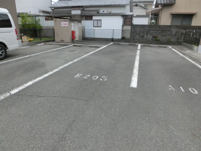 ウィンディーヒルズＢ棟の物件外観写真