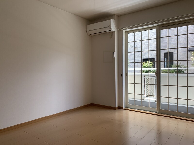 ワイズ　コンブリオの物件内観写真