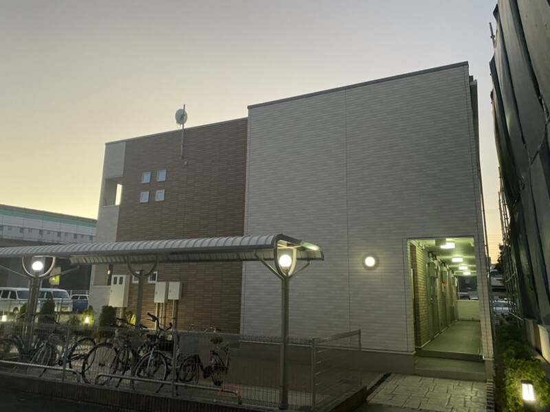 プラシード三宅の物件外観写真