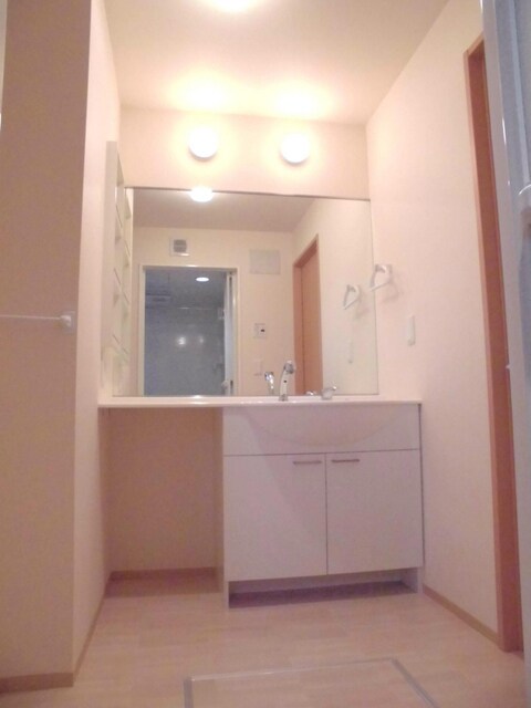 イワモトガーデンの物件内観写真