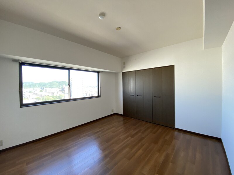 グランドヴュー島本の物件内観写真