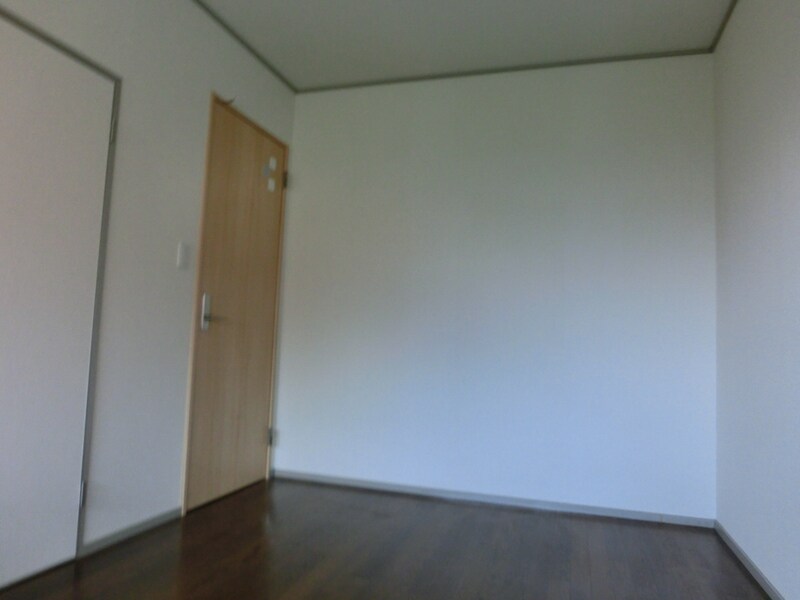 ロイヤルステイツ東辻井の物件内観写真