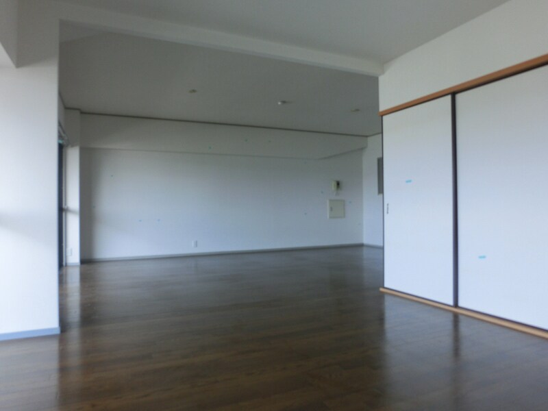 ロイヤルステイツ東辻井の物件内観写真