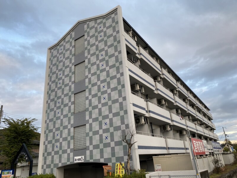 ウイングス北平野の物件外観写真