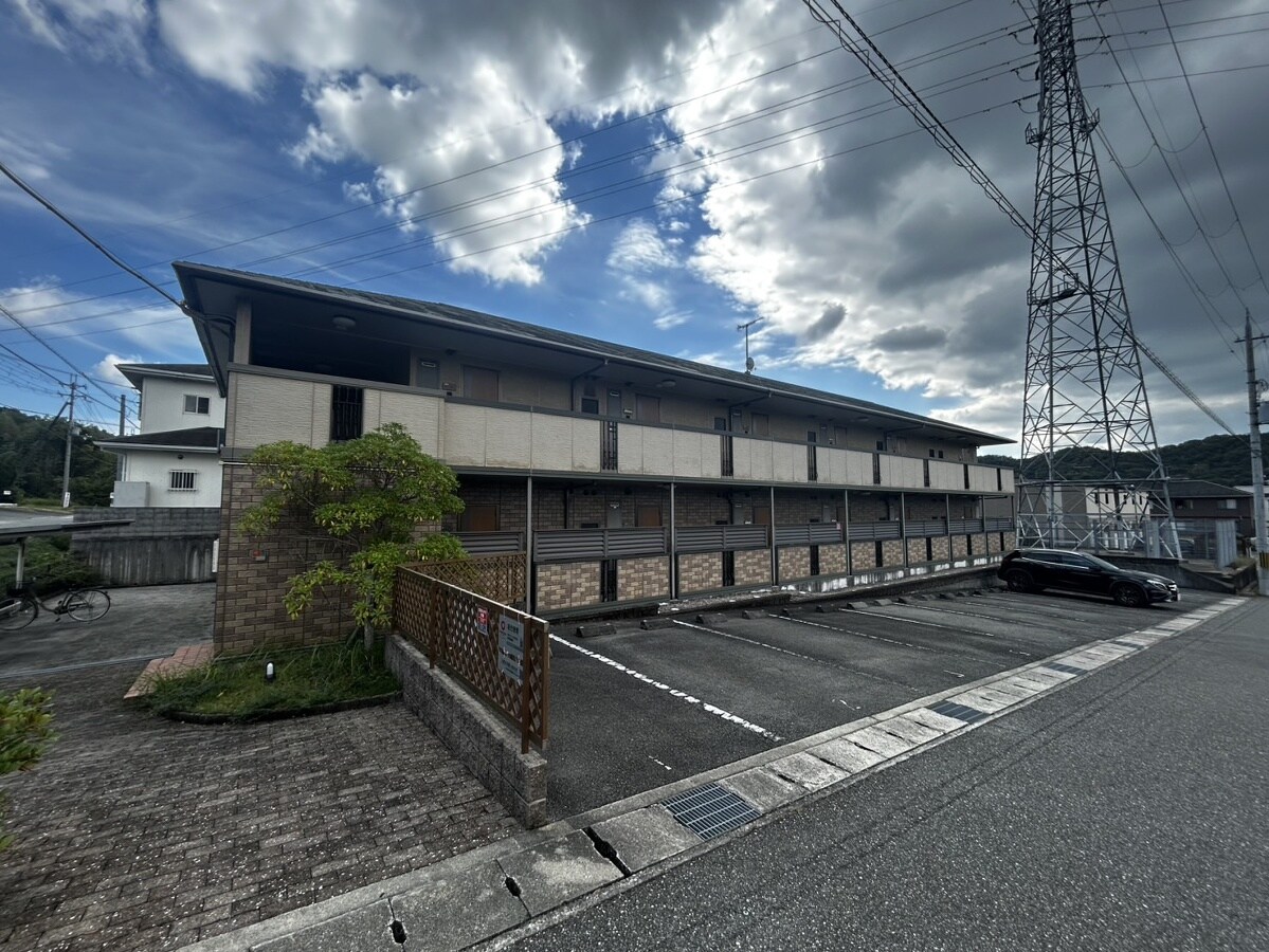 リビングタウン古坂弐番館の物件外観写真