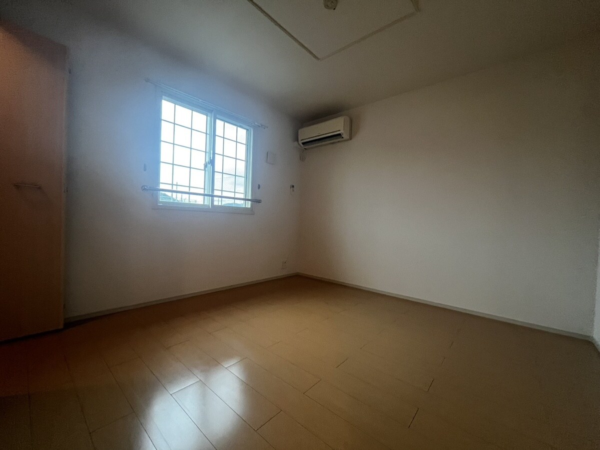 ネオ　エスト　オーブＡの物件内観写真