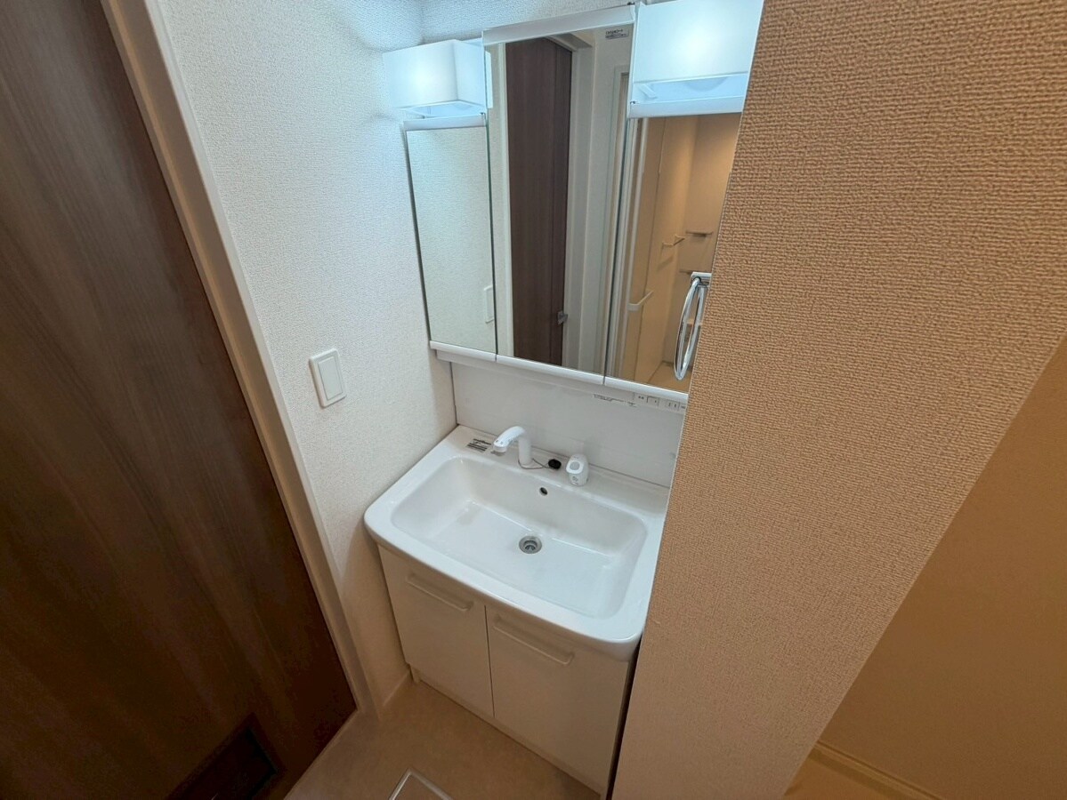 シャリテイ・ベルⅠの物件内観写真