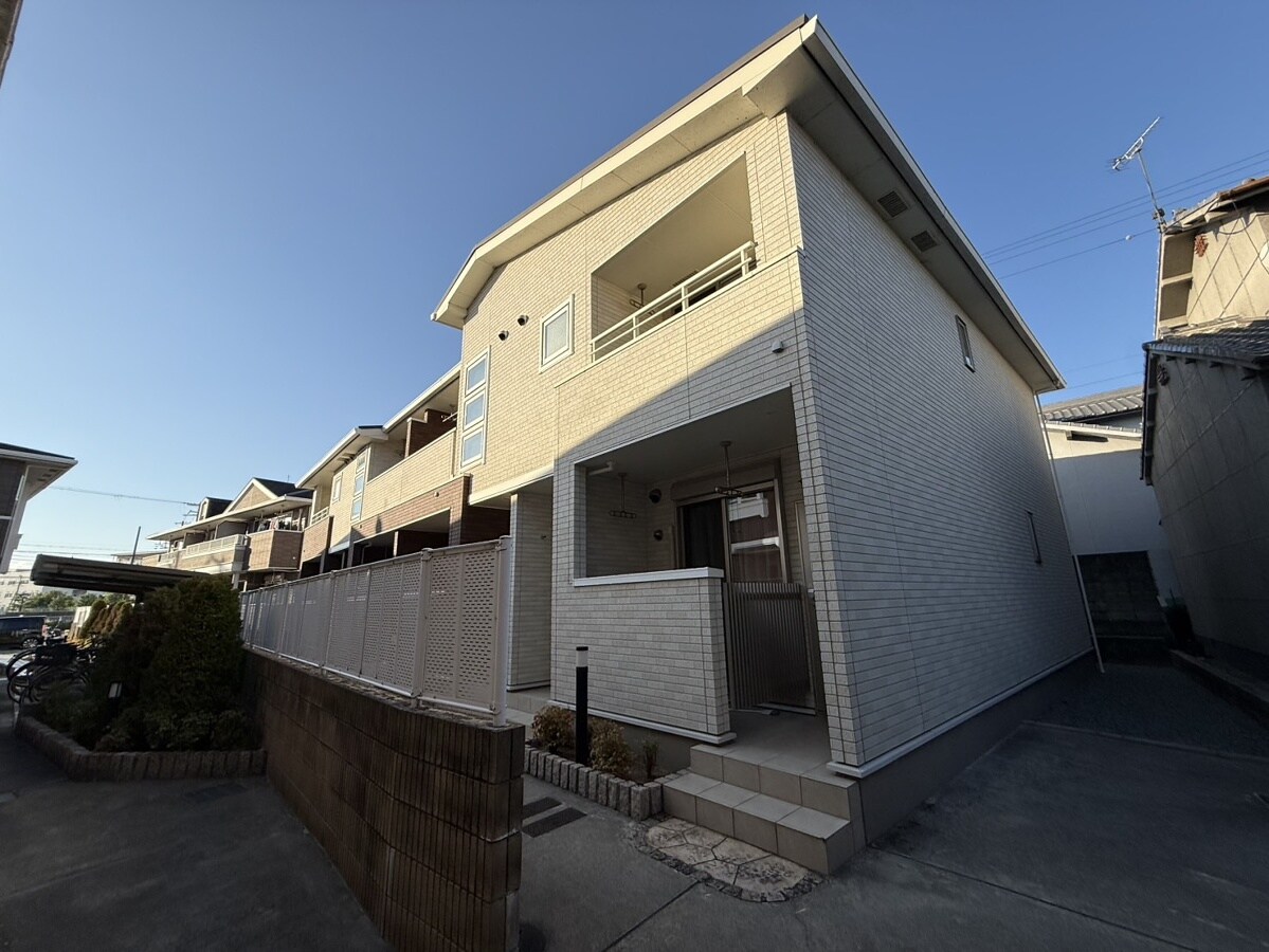 エスペランサ白国Ⅱの物件外観写真