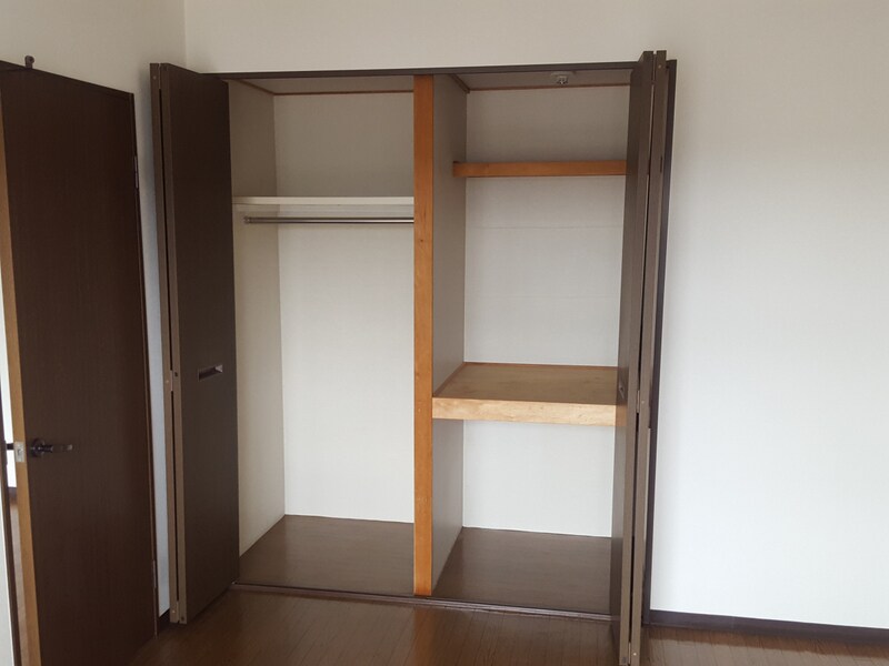 キャッスルコート東辻井の物件内観写真