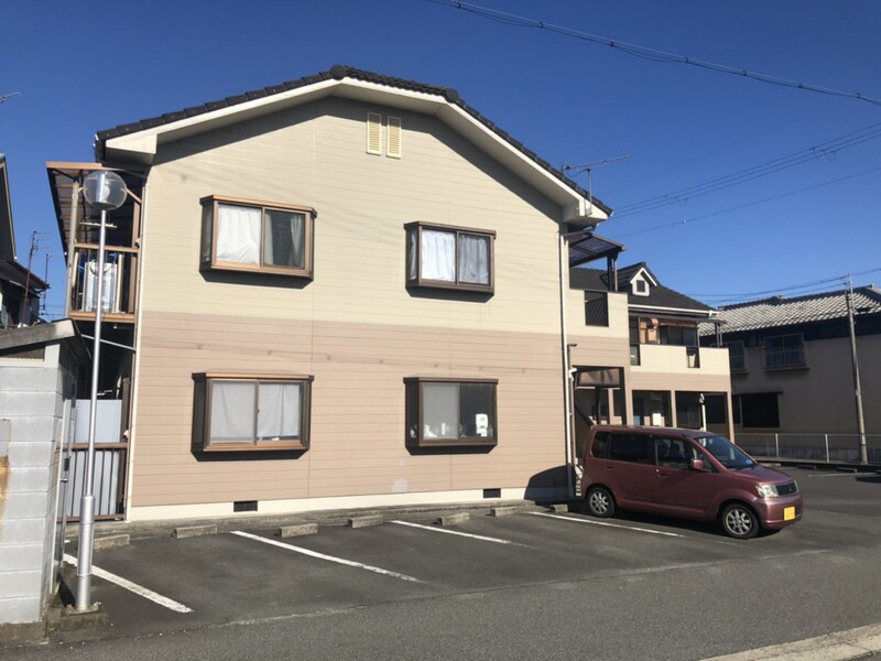 サンハイツ中本町の物件外観写真