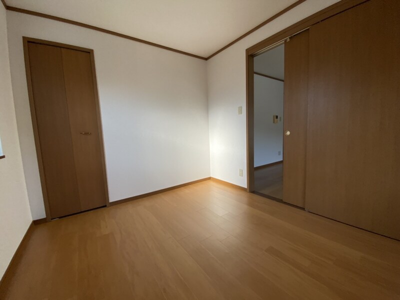 ブルーマウンテンⅢの物件内観写真