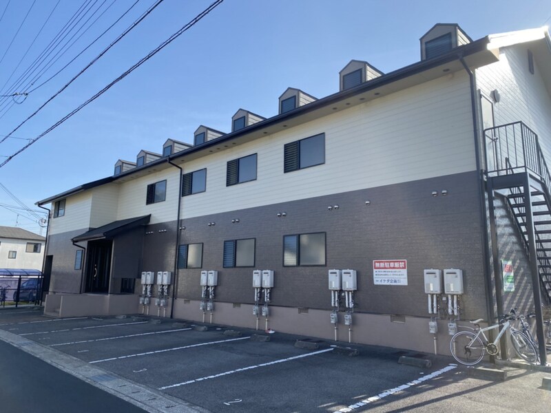 エトランス西庄の物件外観写真