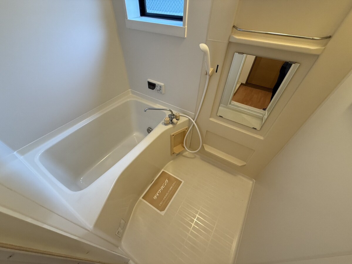 メゾン・カトルズ　A棟の物件内観写真