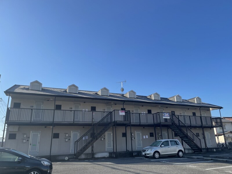 メゾンドールの物件外観写真