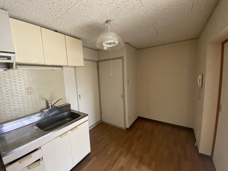 サンハイツ多井田C棟の物件内観写真