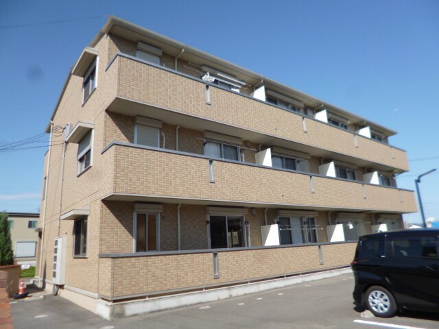 サンテ・レザンジュ　Ｂ棟の物件外観写真