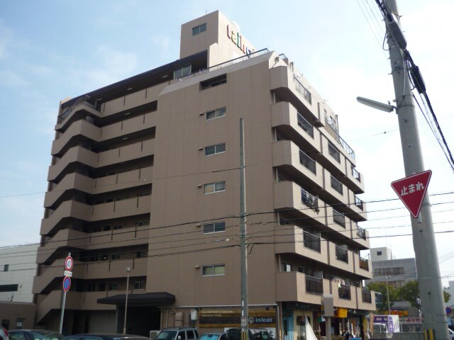 ハッピーコート駅南大路の物件外観写真